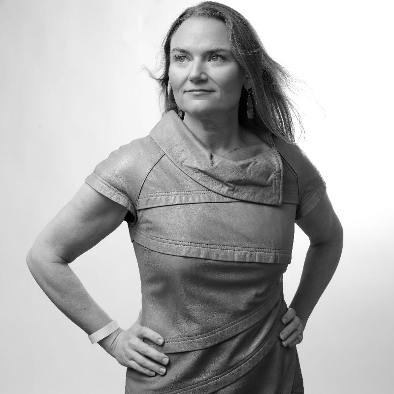Jennifer Strong